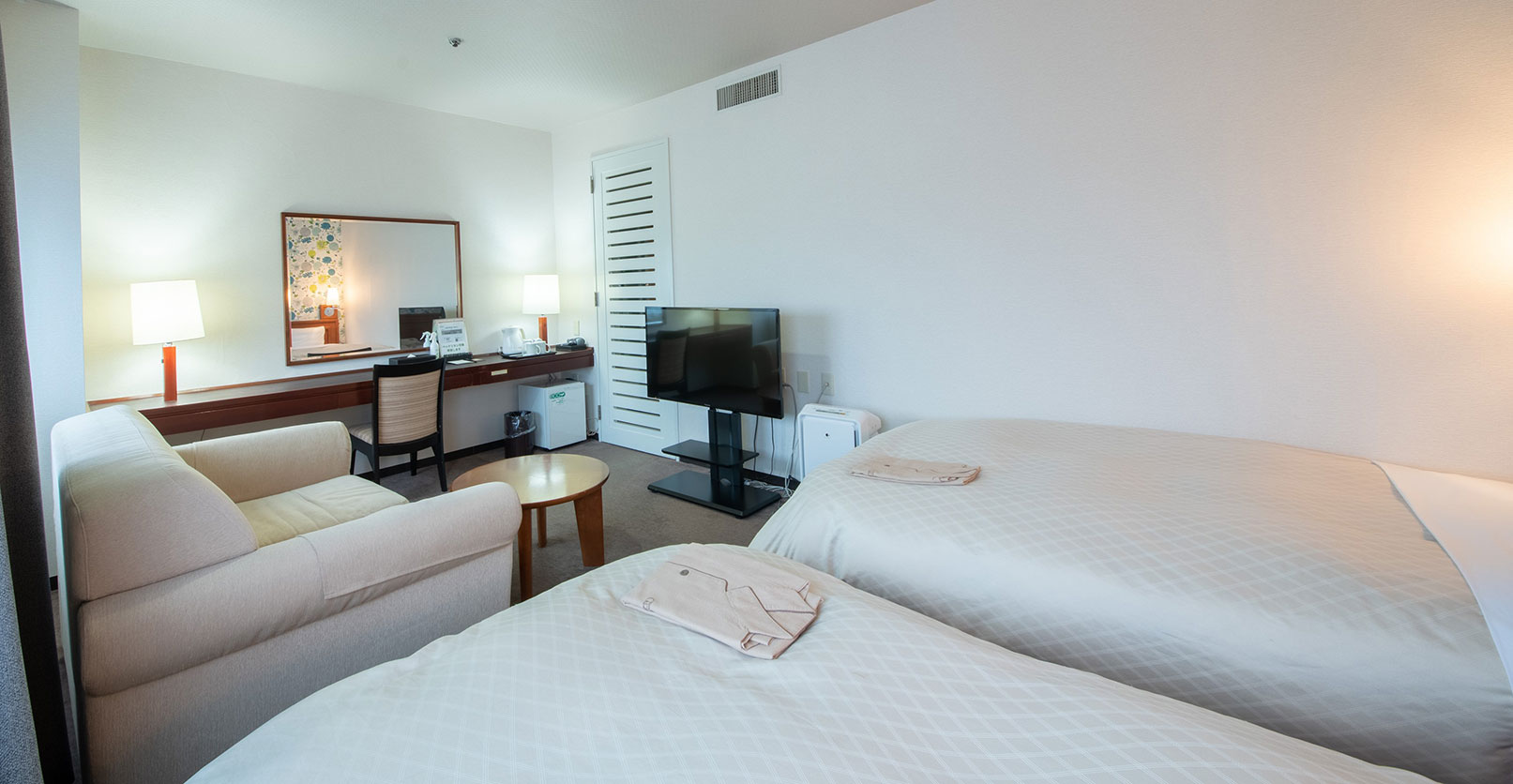 デラックスツイン 